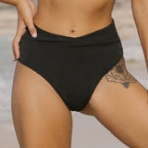 Popvil Solid High-waisted Black Bikini Bottom 